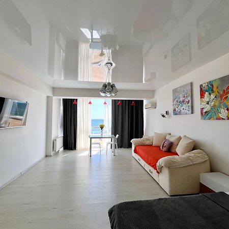 Done Kandybone Apartments Burlach'ya Balka Esterno foto