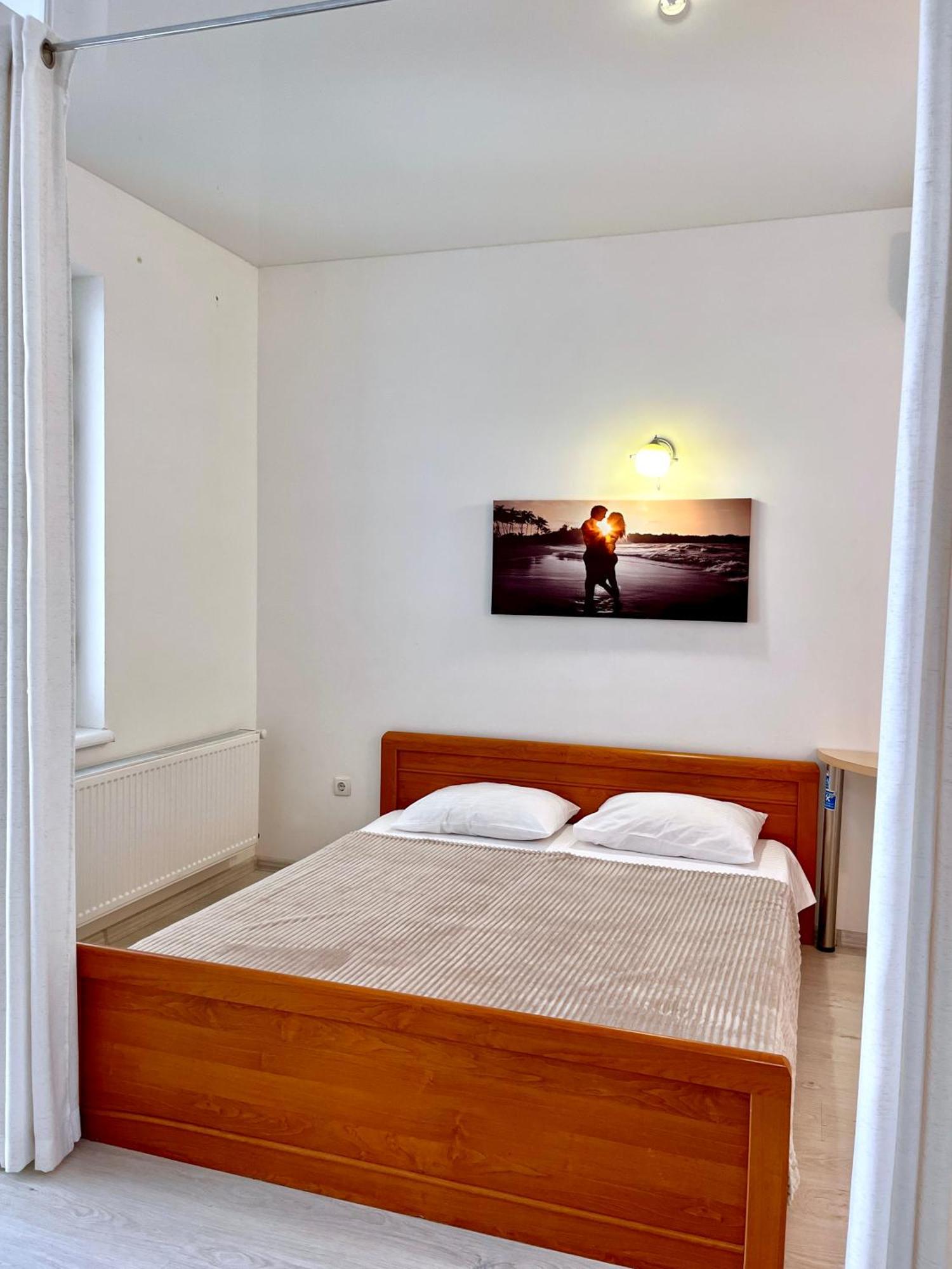 Done Kandybone Apartments Burlach'ya Balka Esterno foto