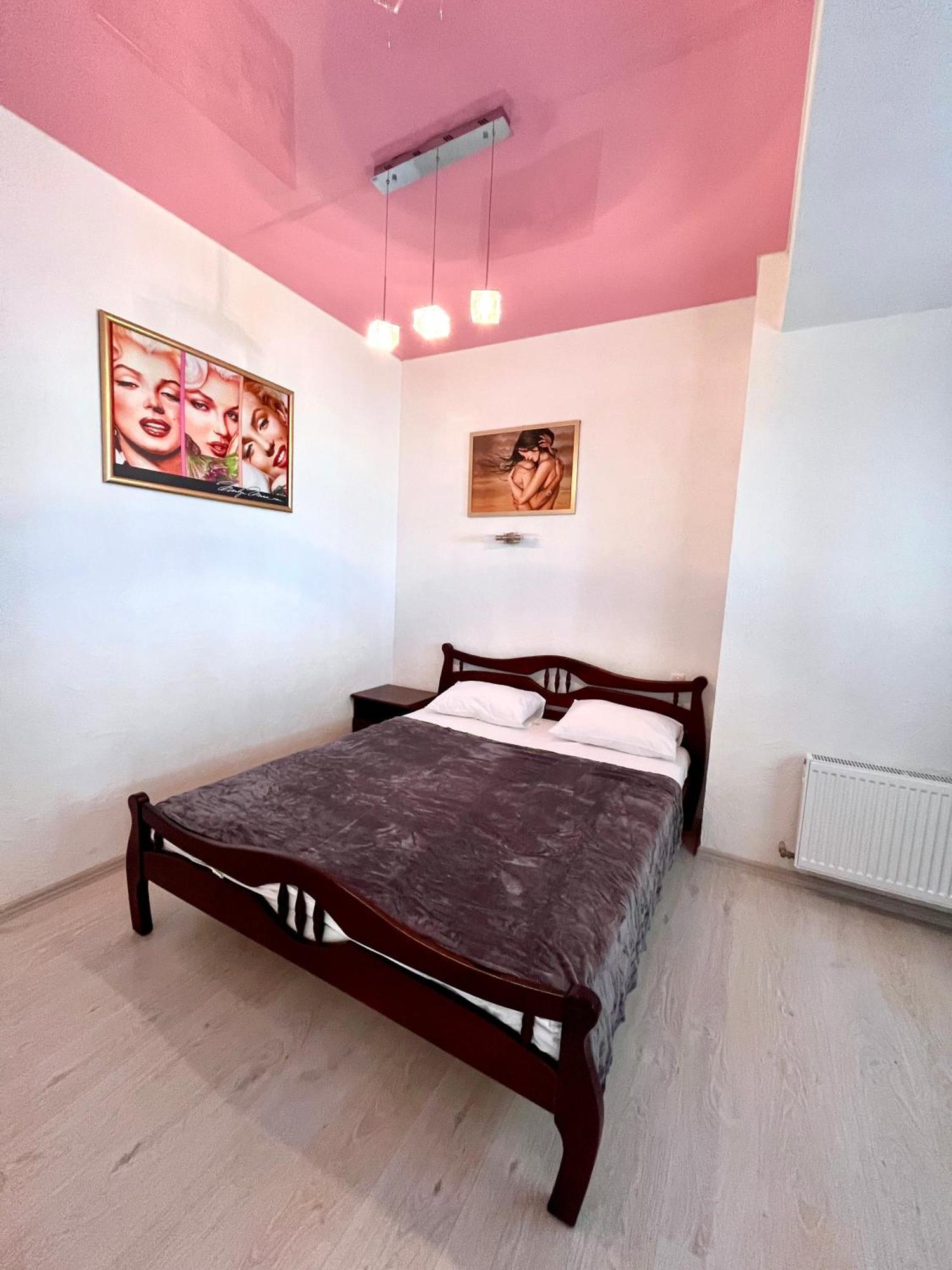 Done Kandybone Apartments Burlach'ya Balka Esterno foto